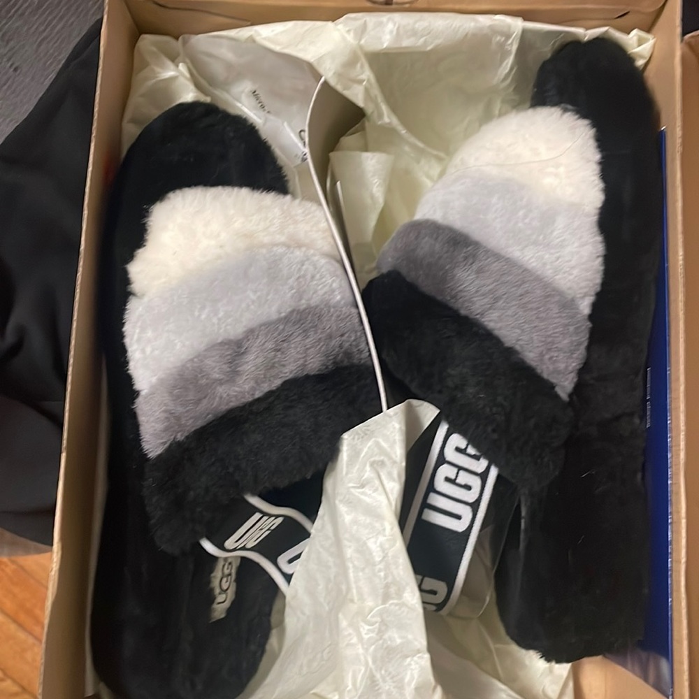Women ugg slides- yeah fluff slides